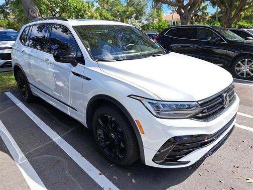 2023 Volkswagen Tiguan 2.0T SE R-Line Black