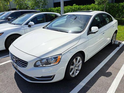 2016 Volvo S60 T5 Drive-E Premier