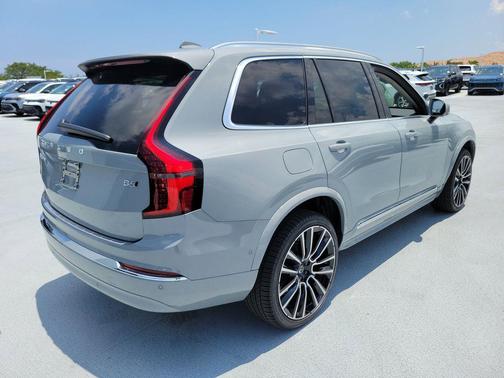 Vapour Grey Metallic 2026 Volvo XC90 Plus, B6 AWD Gas (mild hybrid), Gasoline, Bright, 6 Seats