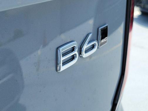 Vapour Grey Metallic 2026 Volvo XC90 Plus, B6 AWD Gas (mild hybrid), Gasoline, Bright, 6 Seats