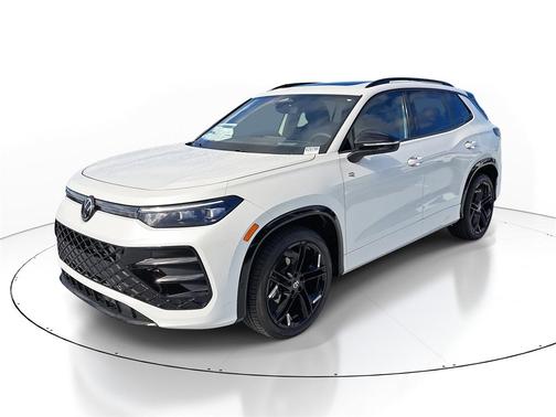 2025 Volkswagen Tiguan 2.0T SE R-Line Black