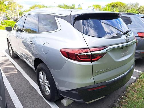 2020 Buick Enclave FWD Essence
