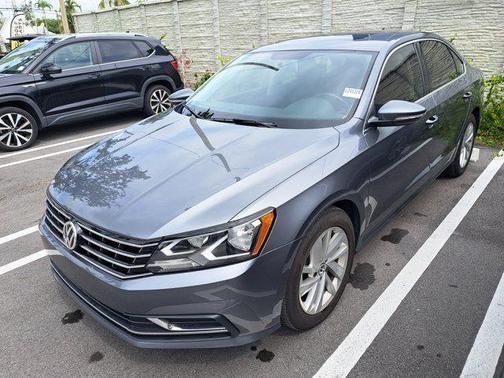 2018 Volkswagen Passat 2.0T SE