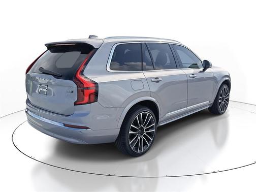 2026 Volvo XC90 B5 Plus 7-Seater