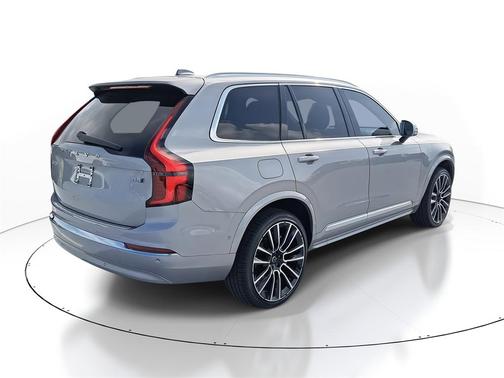 2026 Volvo XC90 B5 Plus 7-Seater