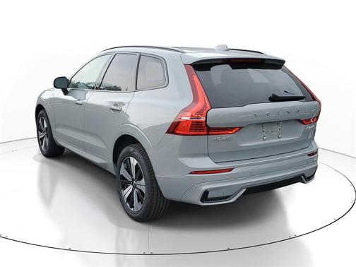 2025 Volvo XC60 Plug-In Hybrid T8 Core