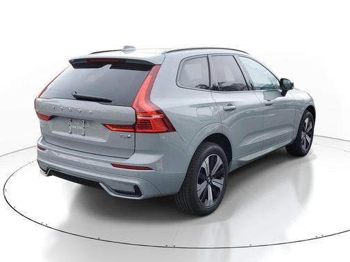 2025 Volvo XC60 Plug-In Hybrid Core, T8 AWD Electric/Gasoline, Dark