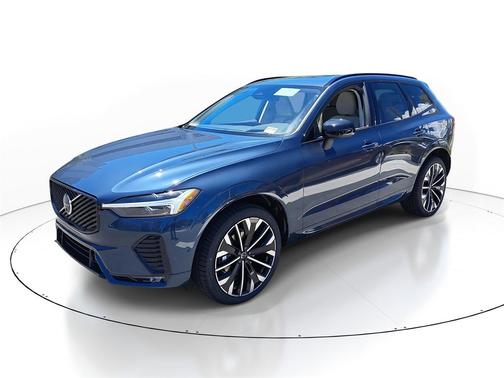 2026 Volvo XC60 B5 Ultra