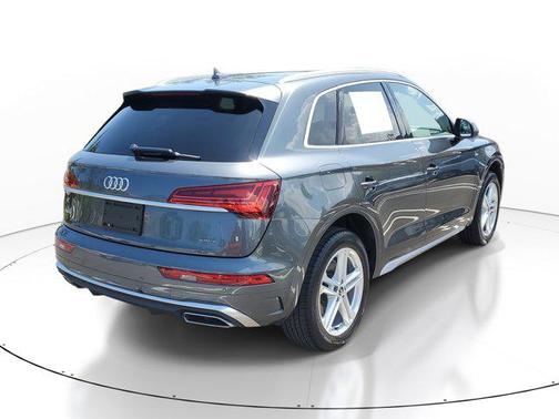 2021 Audi Q5 Premium Plus 55 TFSI e quattro S tronic