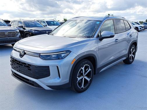 2026 Volkswagen Tiguan 2.0T SE