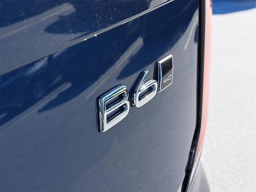 2026 Volvo XC90 Ultra, B6 AWD Gas (mild hybrid), Gasoline, Bright, 7 Seats