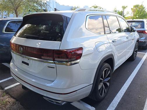2024 Volkswagen Atlas 2.0T SEL Premium R-Line 4MOTION
