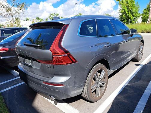 2019 Volvo XC60 T6 Momentum
