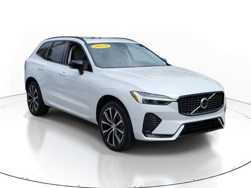 Crystal White Metallic 2024 Volvo XC60 B5 Plus Dark Theme