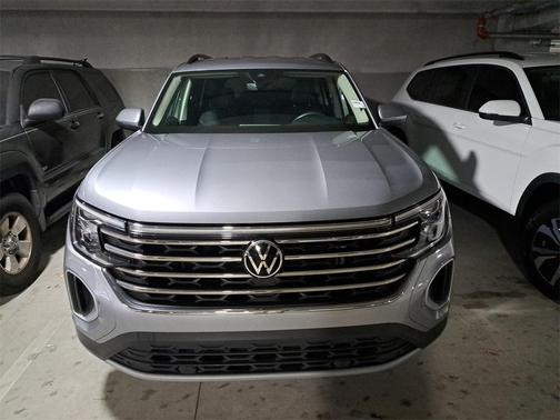 2024 Volkswagen Atlas 2.0T SE