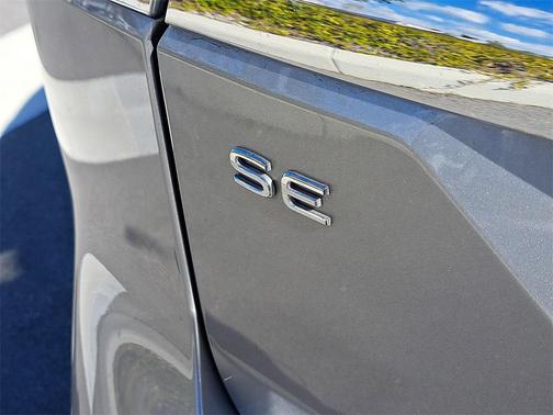 2024 Volkswagen Atlas 2.0T SE