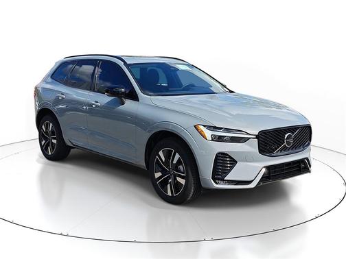 2026 Volvo XC60 B5 Core