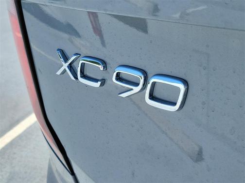 2026 Volvo XC90 Ultra, B6 AWD Gas (mild hybrid), Gasoline, Bright, 7 Seats