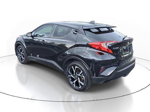 2021 Toyota C-HR XLE