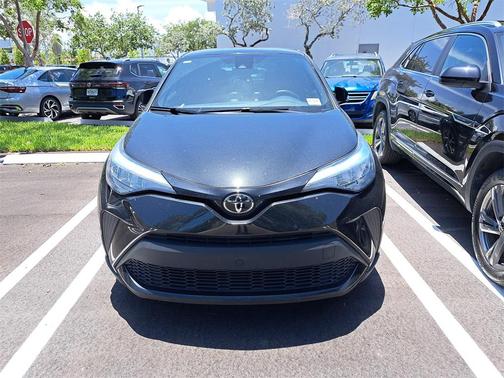 2021 Toyota C-HR XLE
