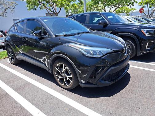 2021 Toyota C-HR XLE