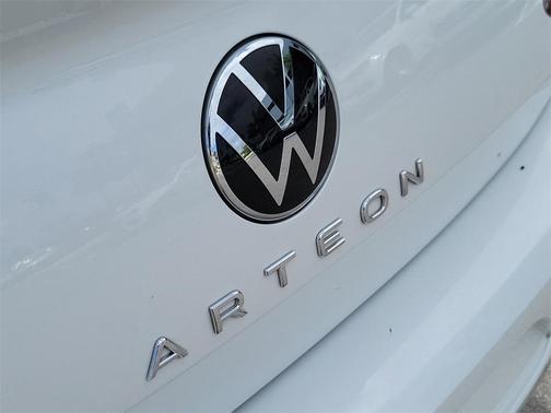 2023 Volkswagen Arteon 2.0T SE