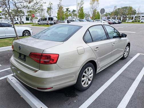 2015 Volkswagen Jetta 1.8T SE