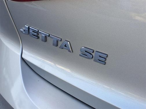 2015 Volkswagen Jetta 1.8T SE