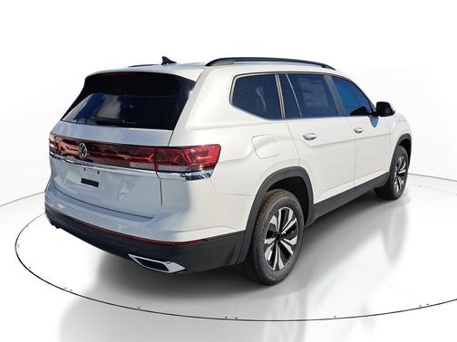 opal white pearl 2026 Volkswagen Atlas 2.0T SE