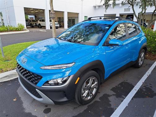 2022 Hyundai KONA SEL