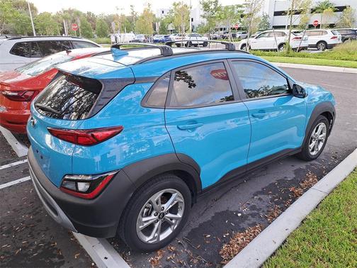 2022 Hyundai KONA SEL