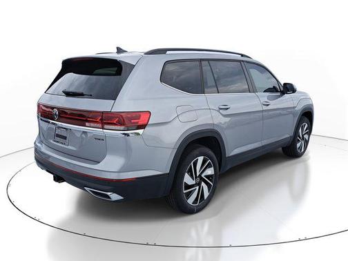 2025 Volkswagen Atlas 2.0T SE w/Technology 4MOTION