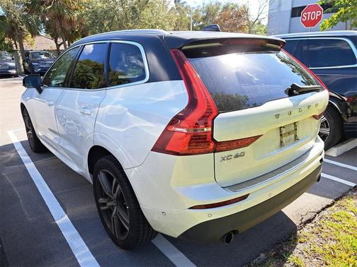 2019 Volvo XC60 T5 Momentum