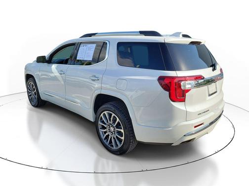White Frost Tricoat 2021 GMC Acadia Denali