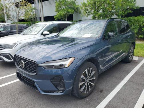 Denim Blue Metallic 2024 Volvo XC60 B5 Plus Dark Theme