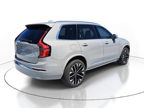 2026 Volvo XC90 B6 Ultra 7-Seater