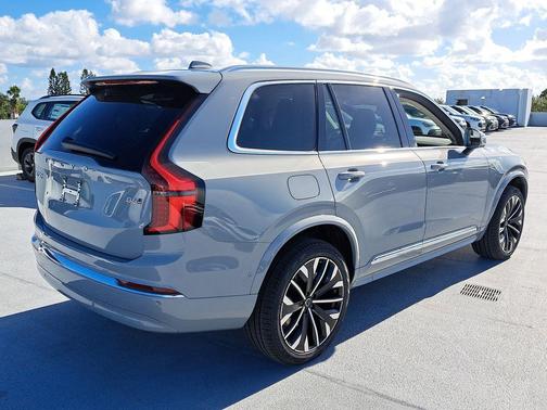 Vapour Grey Metallic 2026 Volvo XC90 Ultra, B6 AWD Gas (mild hybrid), Gasoline, Bright, 7 Seats