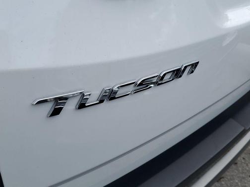 Serenity White Pearl 2023 Hyundai TUCSON Limited