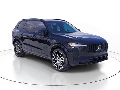 2026 Volvo XC90 B6 Ultra Dark Theme 7-Seater