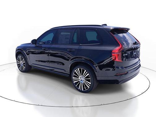 2026 Volvo XC90 B6 Ultra Dark Theme 7-Seater