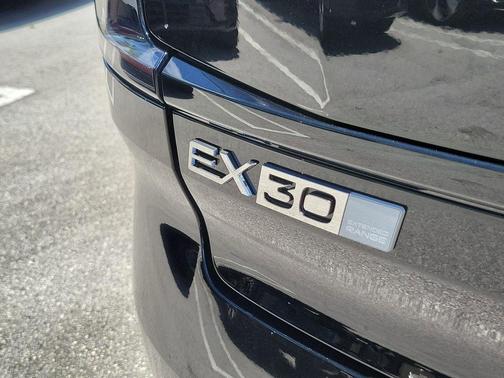 Onyx Black Metallic 2026 Volvo EX30 Plus, Single Motor, Fuly electric