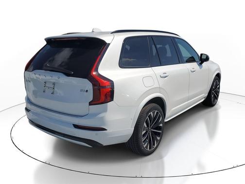 2026 Volvo XC90 Ultra Dark Theme, B6 AWD Gas (mild hybrid), Gasoline, 7 Seats