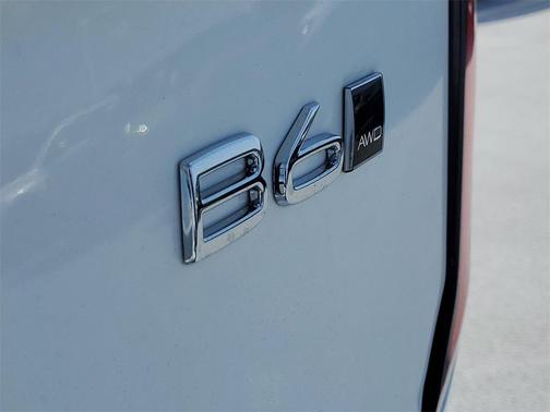 2026 Volvo XC90 Ultra Dark Theme, B6 AWD Gas (mild hybrid), Gasoline, 7 Seats