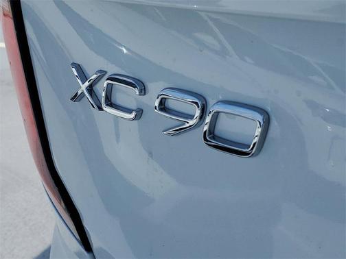 2026 Volvo XC90 Ultra Dark Theme, B6 AWD Gas (mild hybrid), Gasoline, 7 Seats