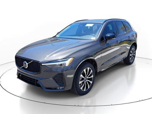 2025 Volvo XC60 B5 Core