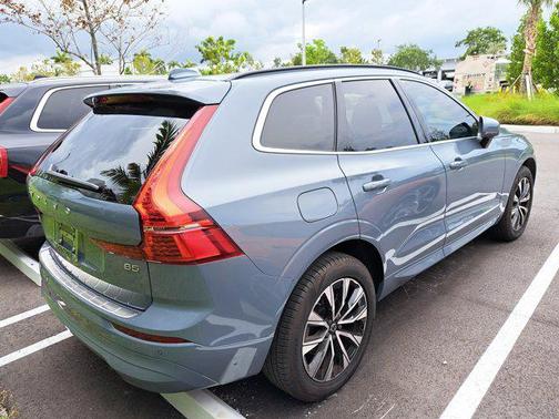 2023 Volvo XC60 B5 Core