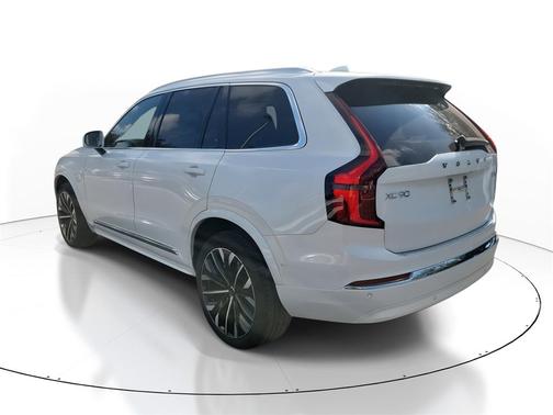 2026 Volvo XC90 B6 Plus 7-Seater