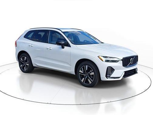 2026 Volvo XC60 B5 Core