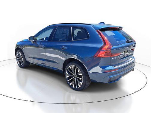 2026 Volvo XC60 B5 Ultra