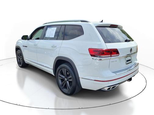 Pure White 2022 Volkswagen Atlas 3.6L SEL